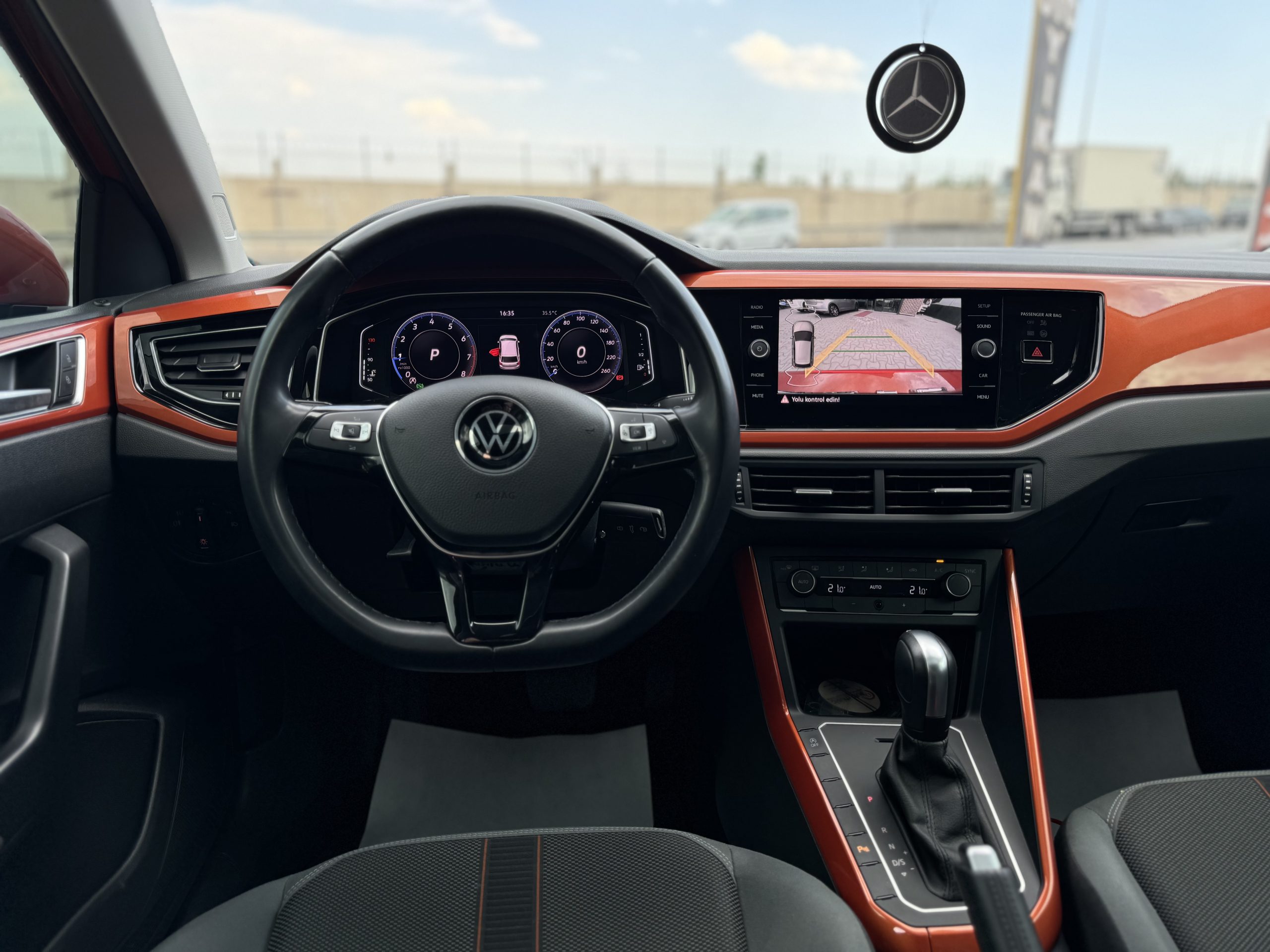 VW Polo Orjinal (2017-Sonrası) High Geri Görüş Kamera Sistemi - Görsel 2