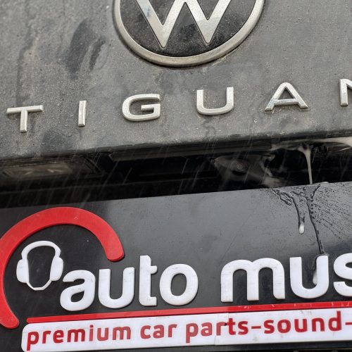 VW Tiguan Orjinal (MQB) Yıkama Özellikli Geri Görüş Kamera Sistemi