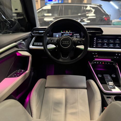 Audi A3 HB-Sedan (2021-Sonrası) Orjinal Tasarım Ortam Aydınlatma Trim Seti